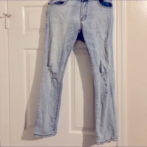 Super skinny Aeropostale jeans gently used 34x30  (fits 32x30)